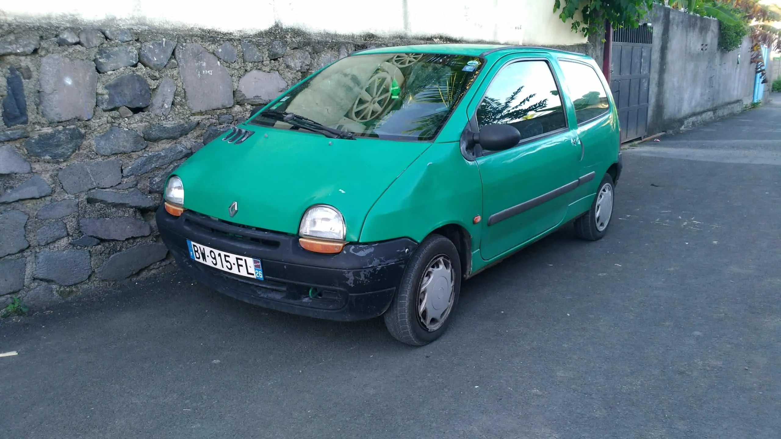 TWINGO