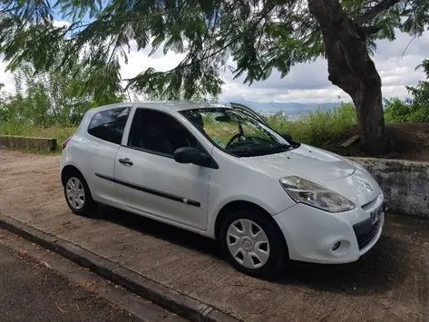 Vend clio iii 1. 5dci