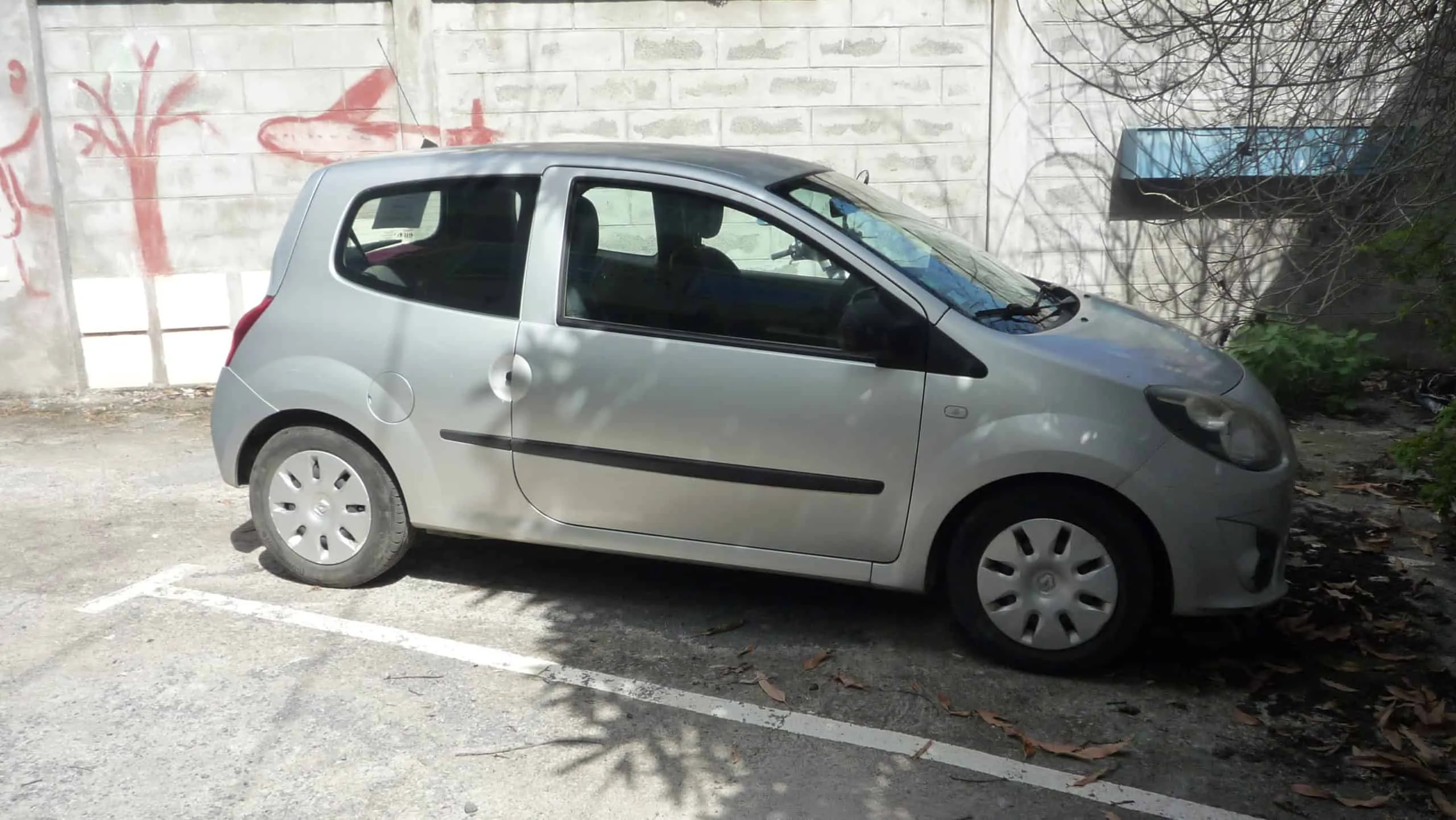 A VENDRE RENAULT TWINGO GRISE