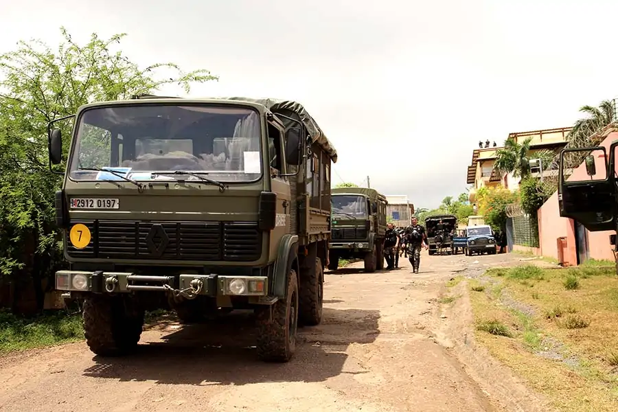 48-etrangers-situation-irreguliere-interpelles-koungou-operation-grande-envergure