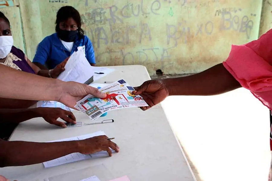 confinement-semaine-4-mayotte-associations-ecoulent-bons-alimentaires