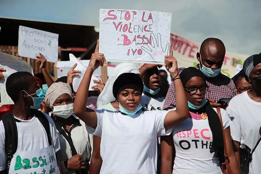 marche-blanche-mayotte-rang-camarades-tues