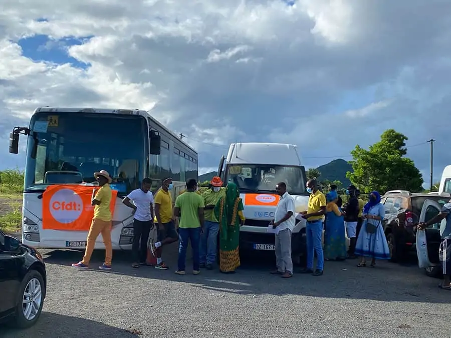 transport-scolaire-mayotte-pas-travail-mais-guerre