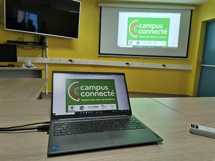 campus-connecte-hajangua-attend-etudiants