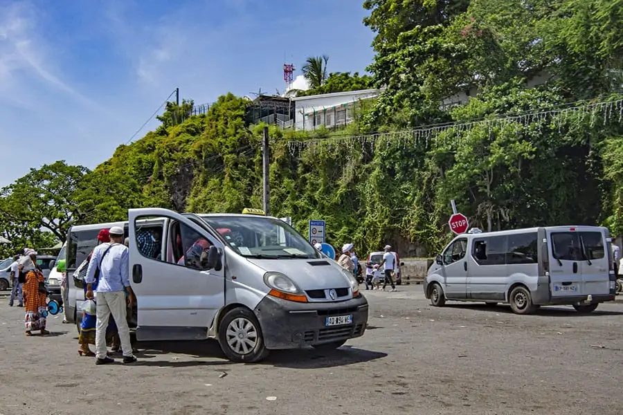 intersyndicale-taxis-mayotte-departement-prend-travail-chauffeurs-taxis