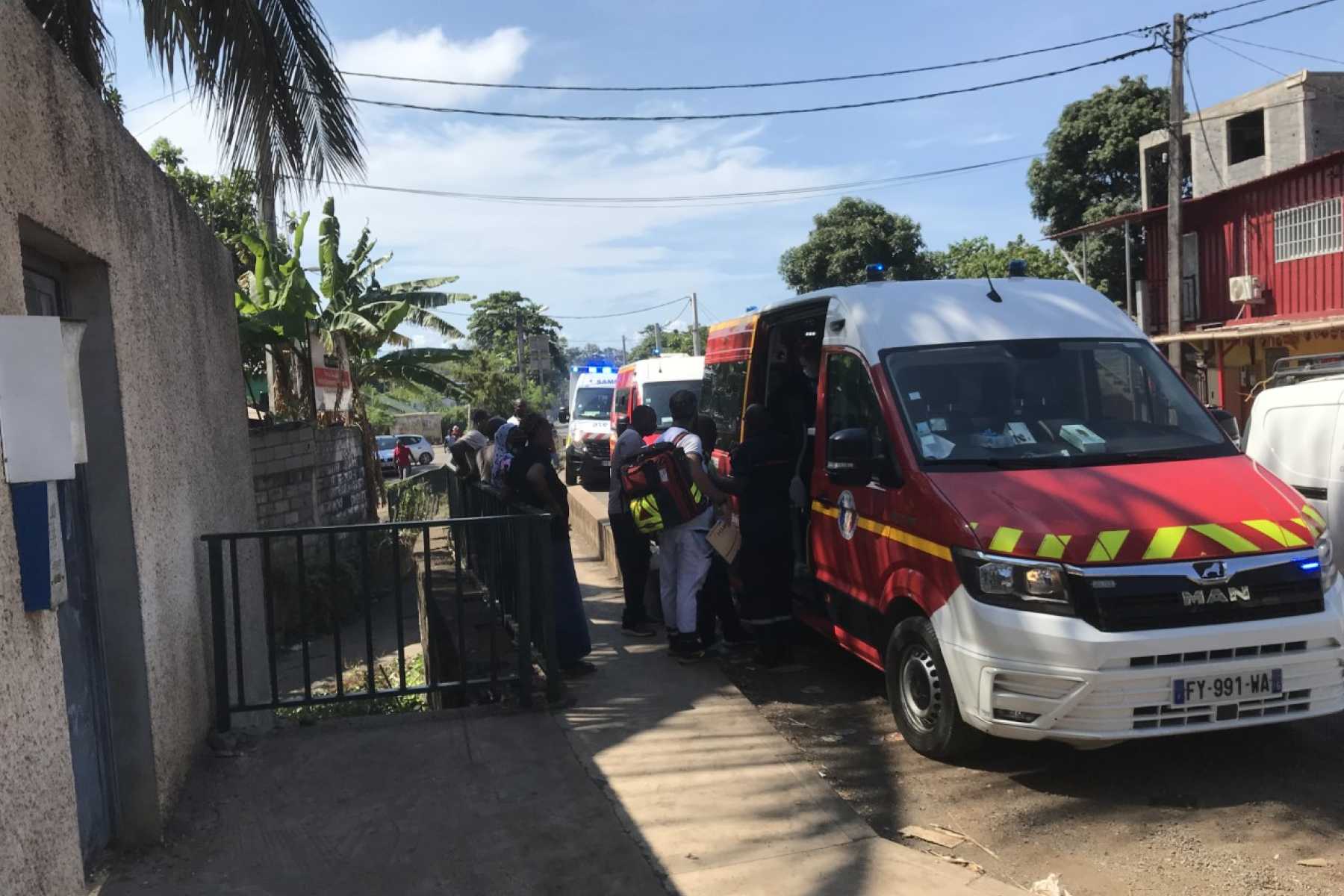 attaque-bus-majicavo-trois-personnes-en-detention