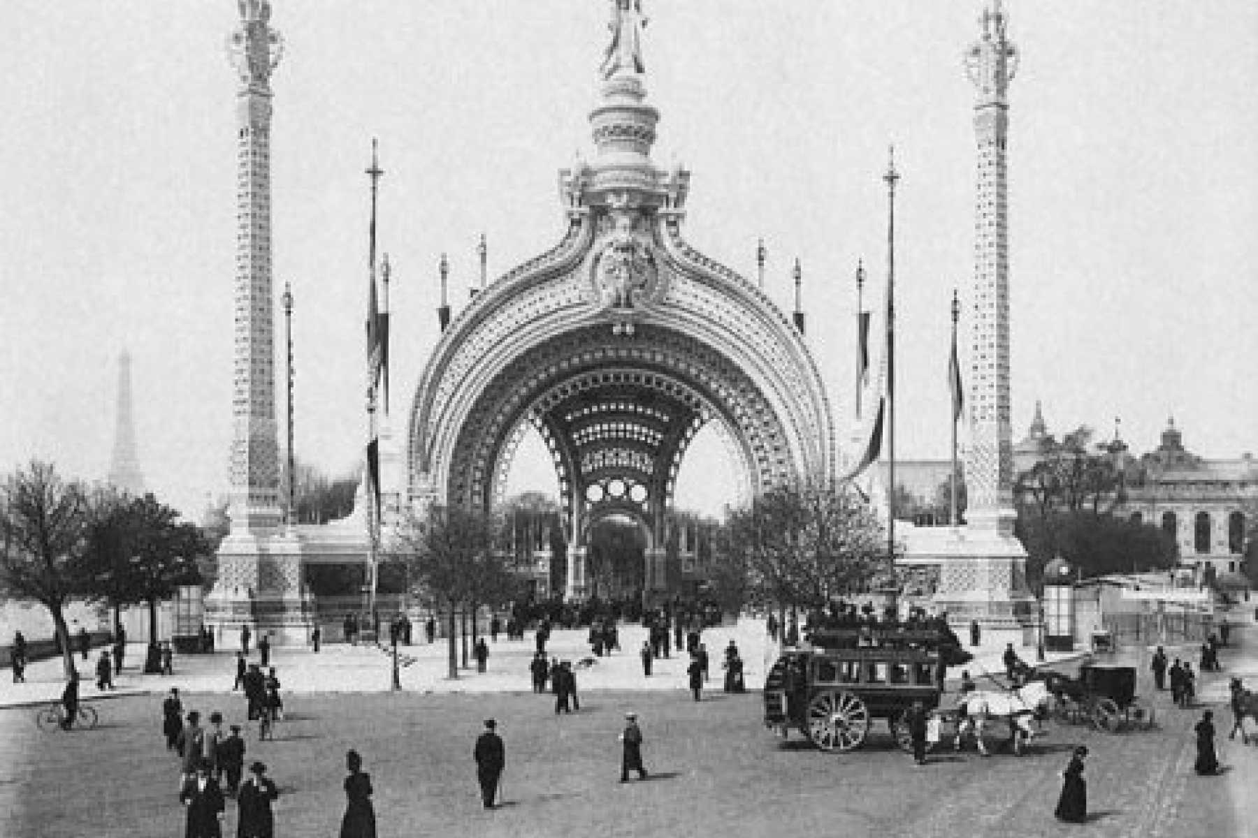 en-1900-mayotte-a-paris