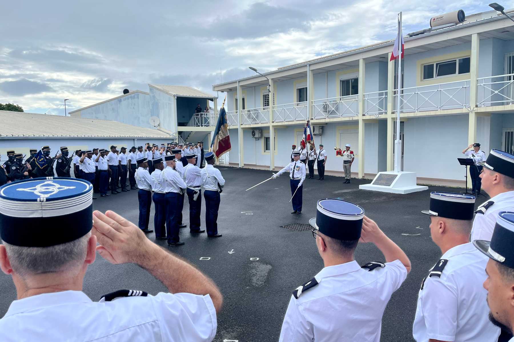 neuf-gendarmes-en-service-a-mayotte-decores-ce-jeudi