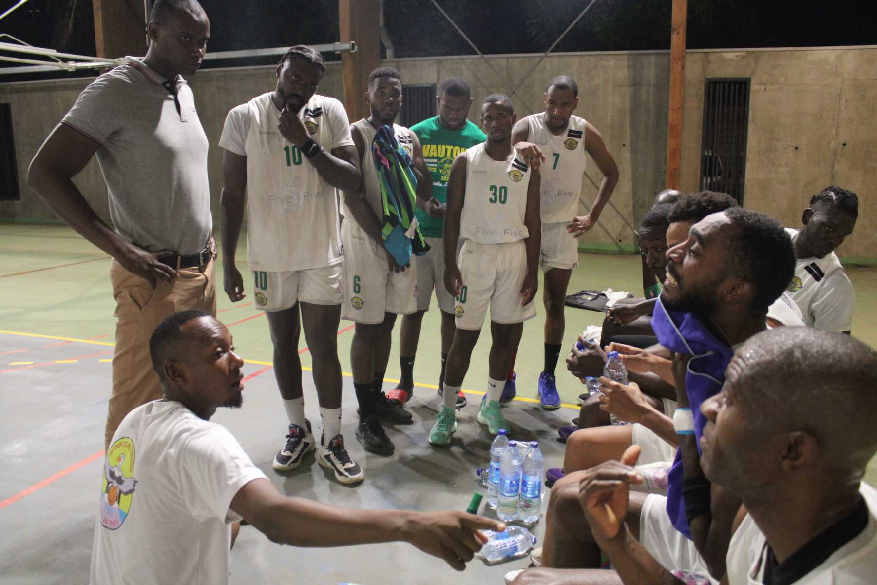 basketball-les-equipes-mahoraises-en-echec-a-la-reunion