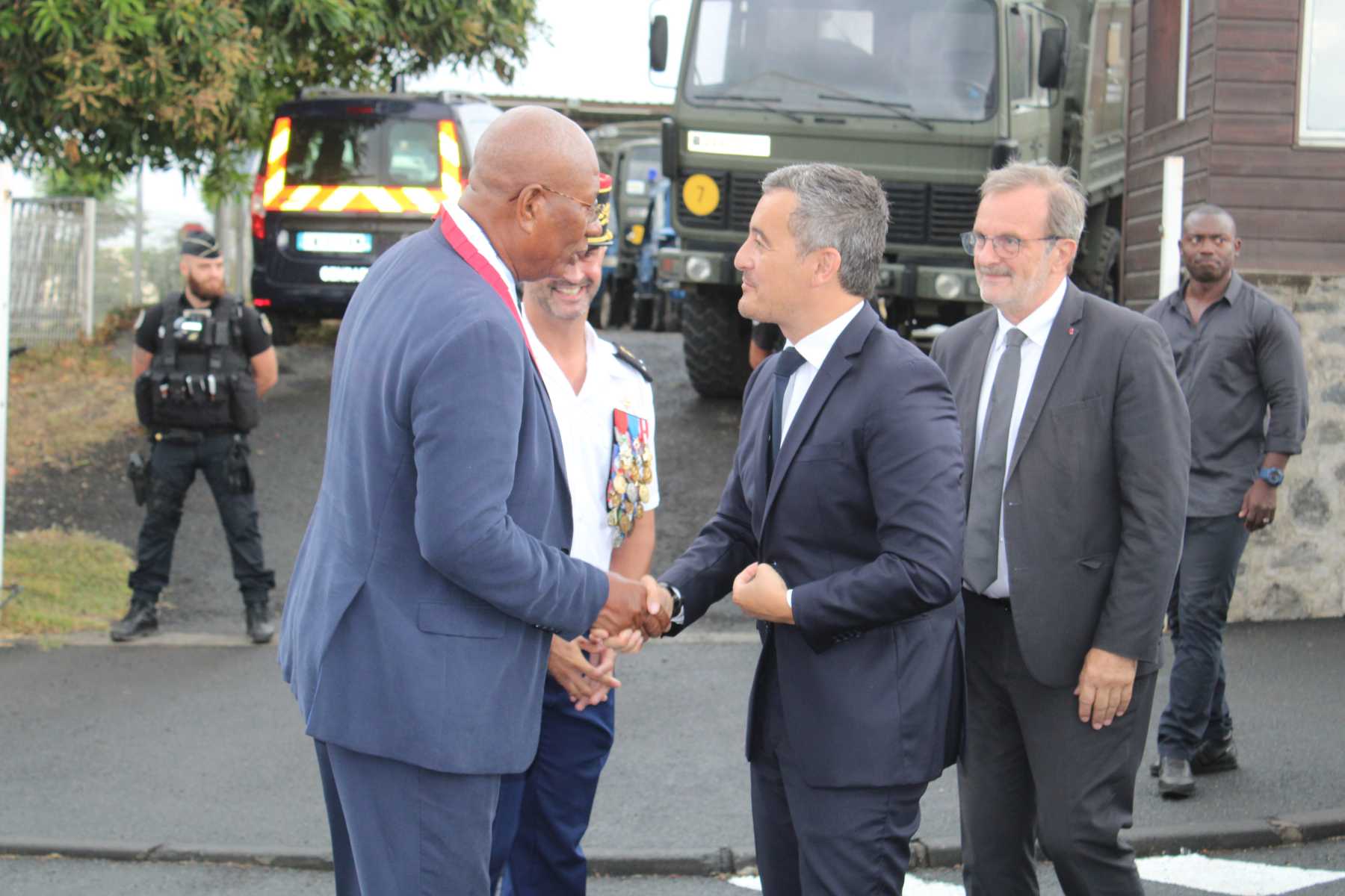 offrons-a-mayotte-un-avenir-a-la-hauteur-de-la-republique-francaise