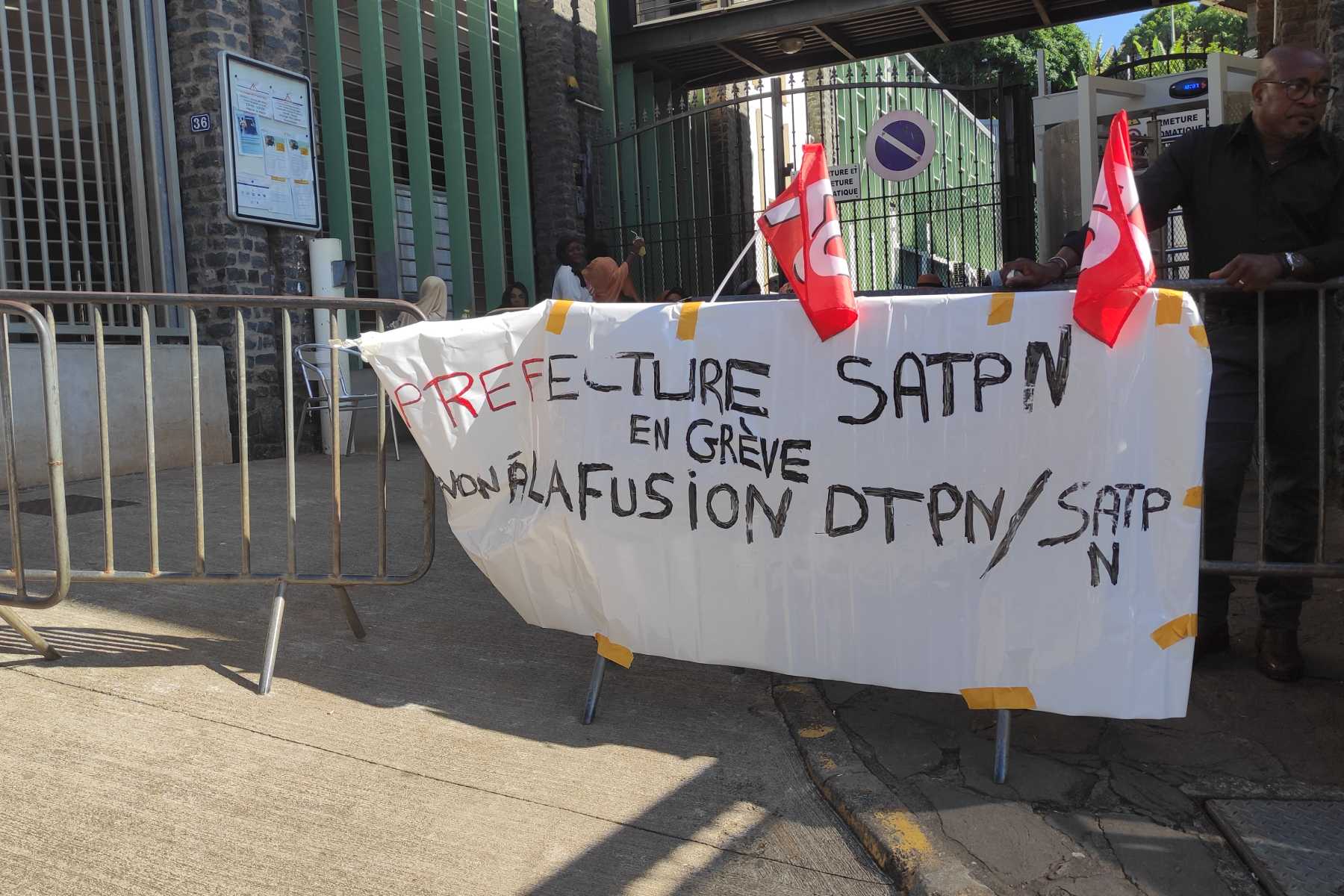 fin-de-la-greve-a-la-prefecture-de-mayotte-ce-jeudi