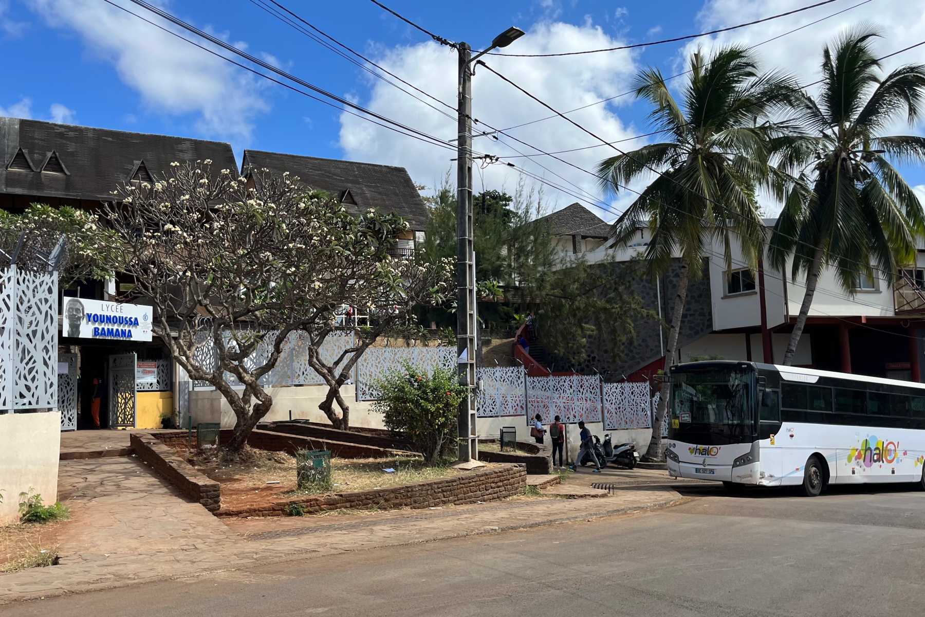 le-sud-de-mamoudzou-en-proie-aux-affrontements