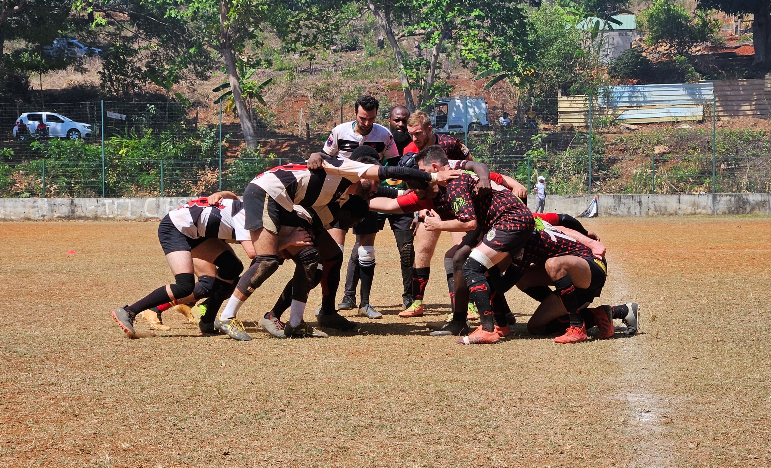 rugby-cest-la-reprise-pour-le-championnat-a-dix