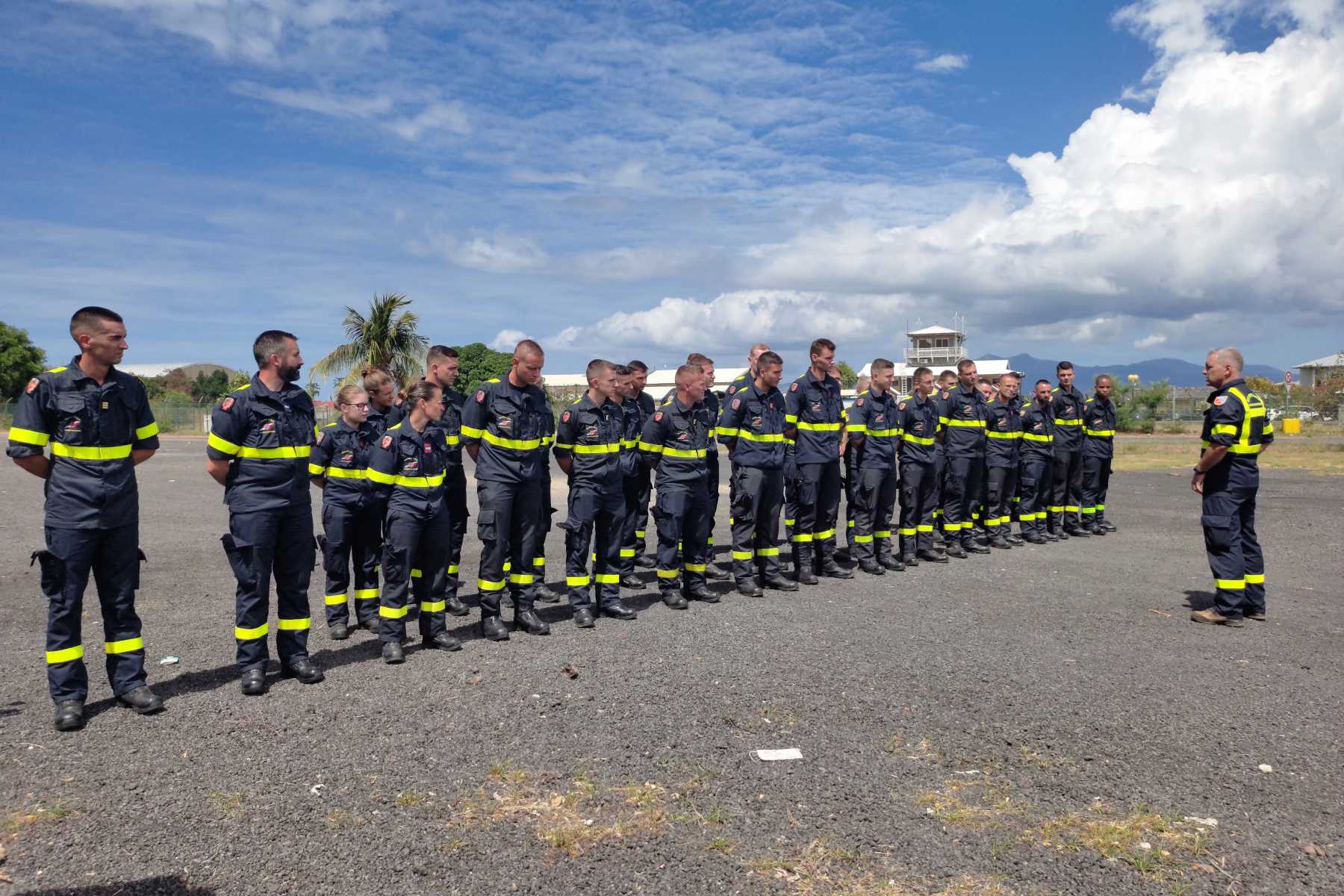 crise-de-leau-une-equipe-de-sapeurs-sauveteurs-pour-potabiliser-de-leau