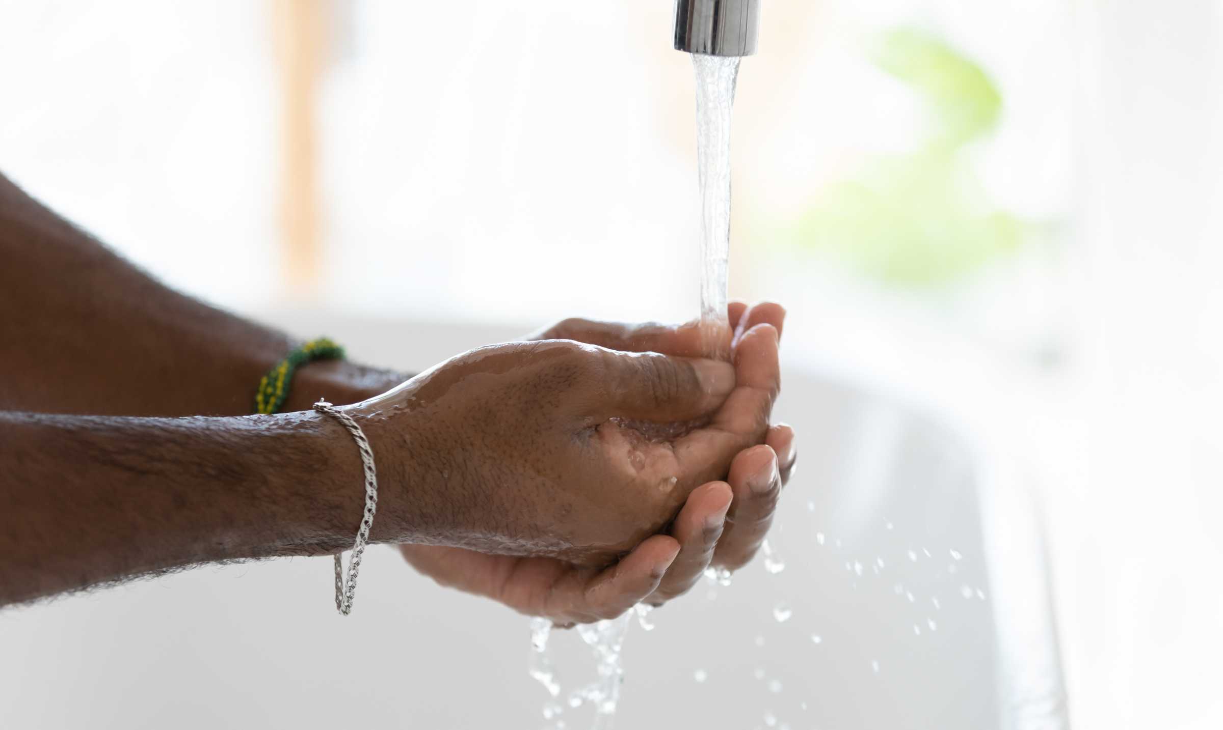 Eau en sachets : Une dizaine d'entreprises de production fermées