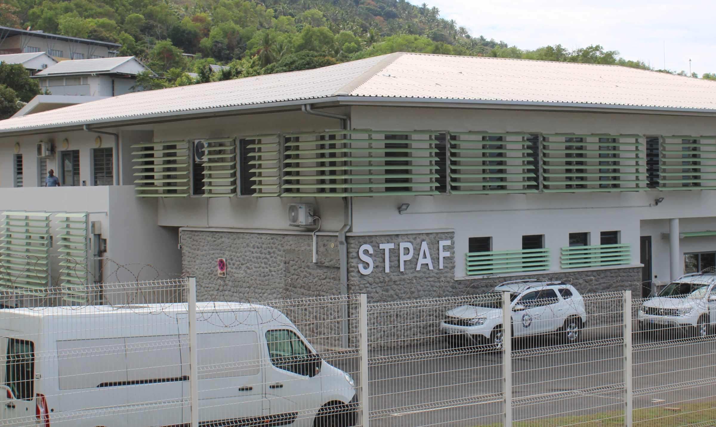 comores-un-agent-de-la-paf-mahoraise-inculpe-pour-detention-illegale-de-munitions