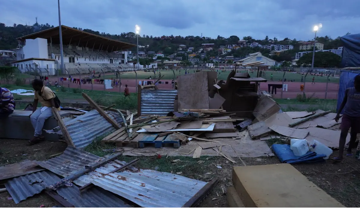 tribune-nous-demandons-la-liberation-immediate-du-stade-de-cavani