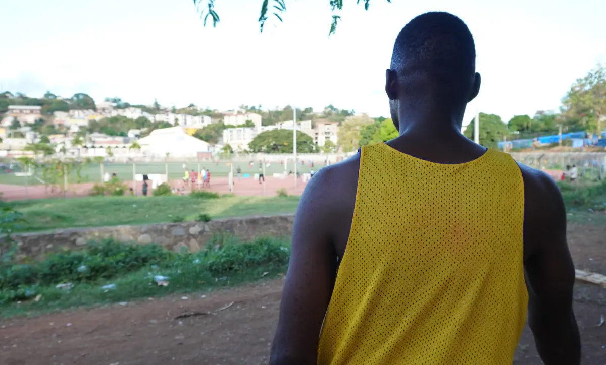 de-defenseur-des-droits-humains-a-habitant-du-bidonville-du-stade-cavani