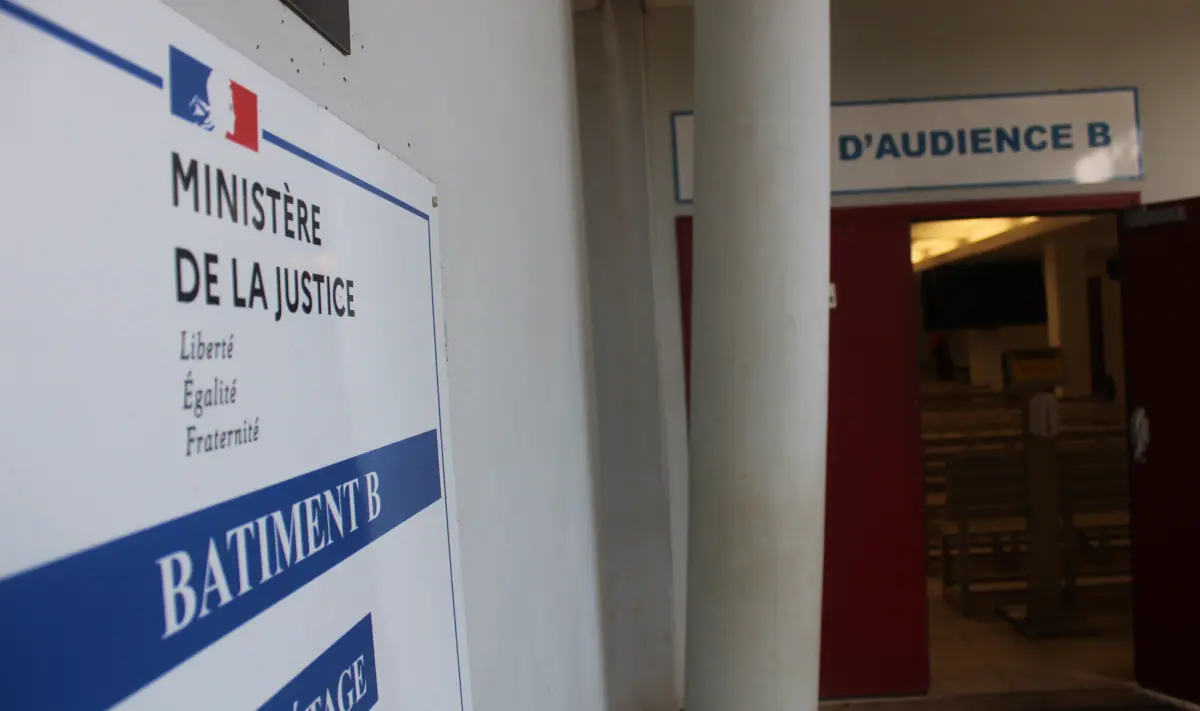 assises-de-mayotte-une-sexagenaire-condamnee-a-dix-ans-de-prison