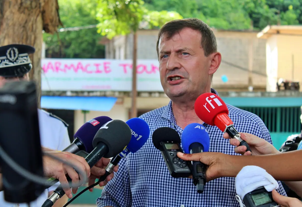 lassociation-des-maires-reagit-au-depart-du-prefet-thierry-suquet