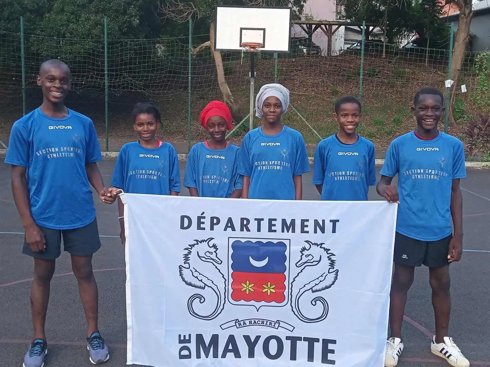 cross-scolaire-six-collegiens-de-passamainty-defendront-mayotte