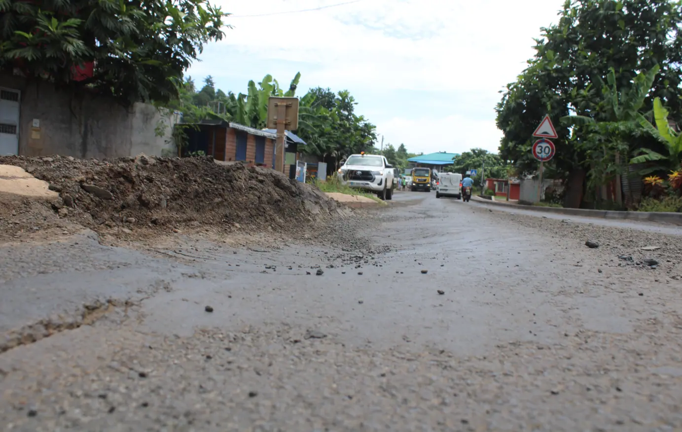 reseau-routier-abime-par-travaux-crise-leau