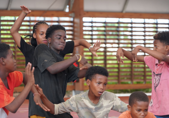 collegiens-kaweni-marseille-pour-battles-danse