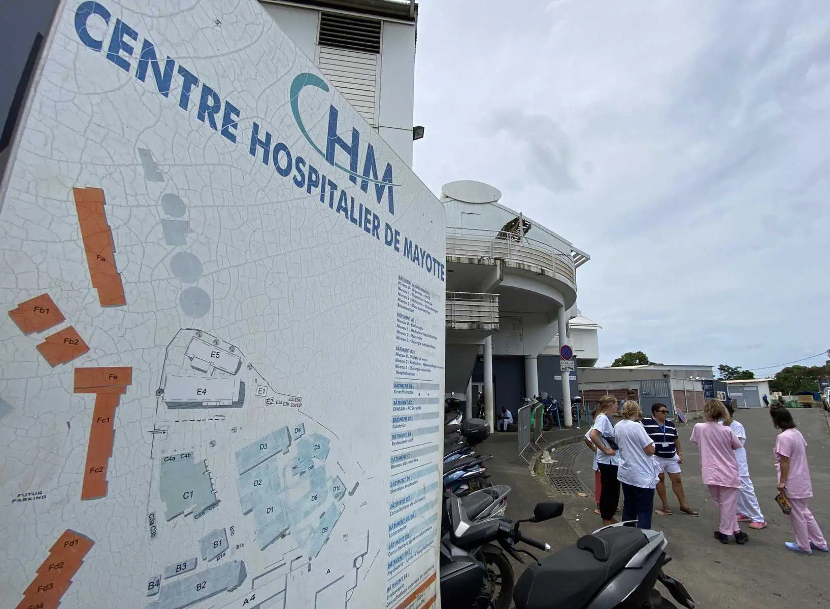 Dans un communiqué de presse, le centre hospitalier de Mayotte dément « une rumeur » selon laquelle des médecins urgentistes auraient démissionné ou seraient en arrêt maladie. Deux versions s’opposent. Photo d’archives