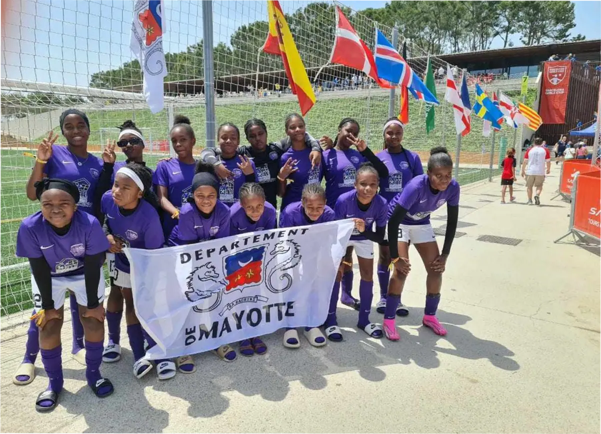 footballeuses-de-mzouazia-au-barcelona-girls-cup-2024