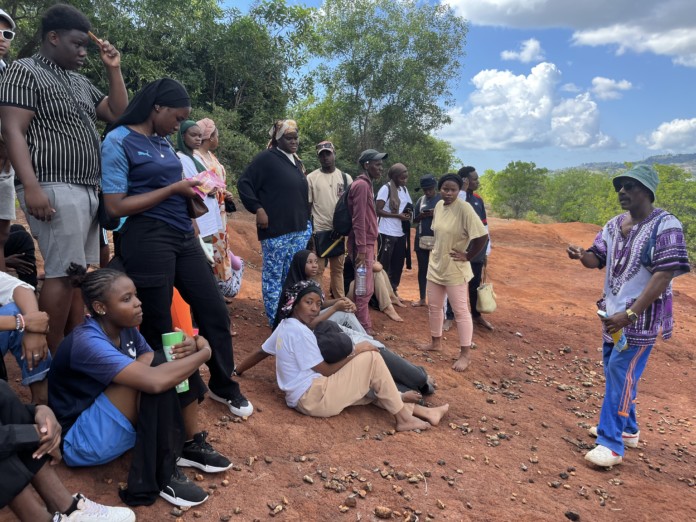 des-jeunes-du-grand-nord-de-mayotte-a-la-decouverte-de-leur-patrimoine2