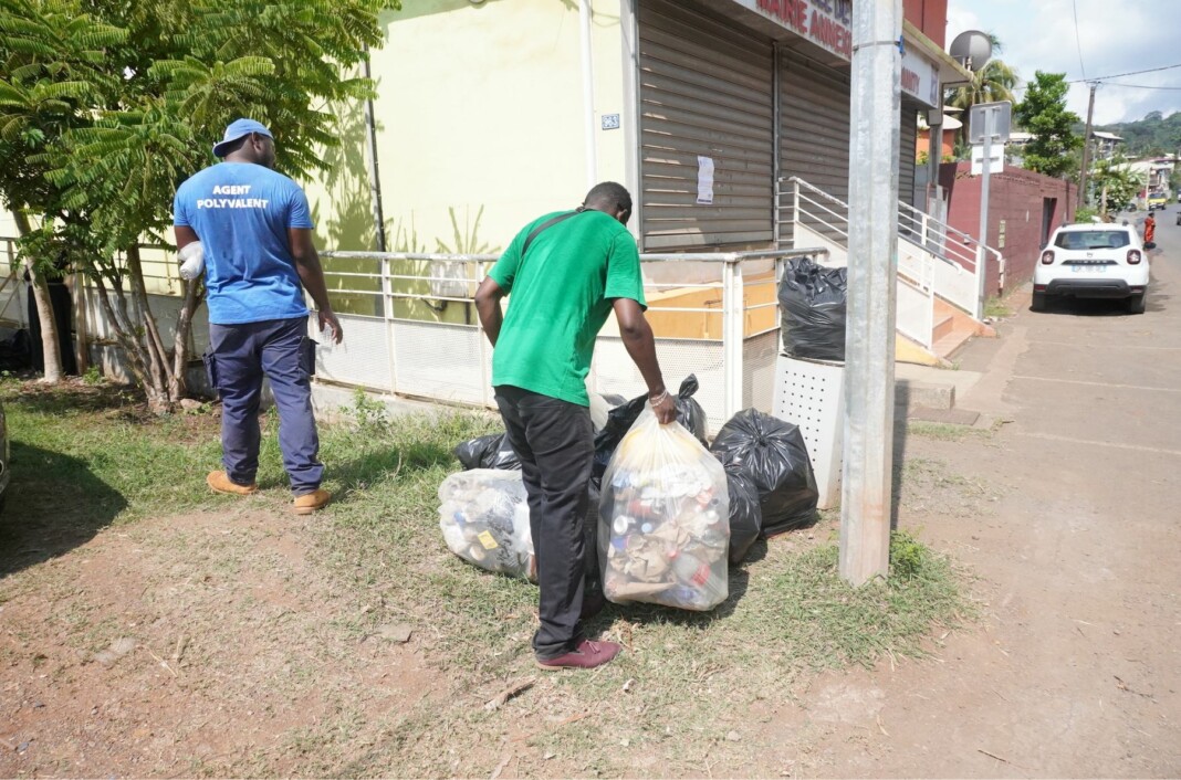 les-agents-de-mamoudzou-donnent-lexemple-pour-novembre-vert