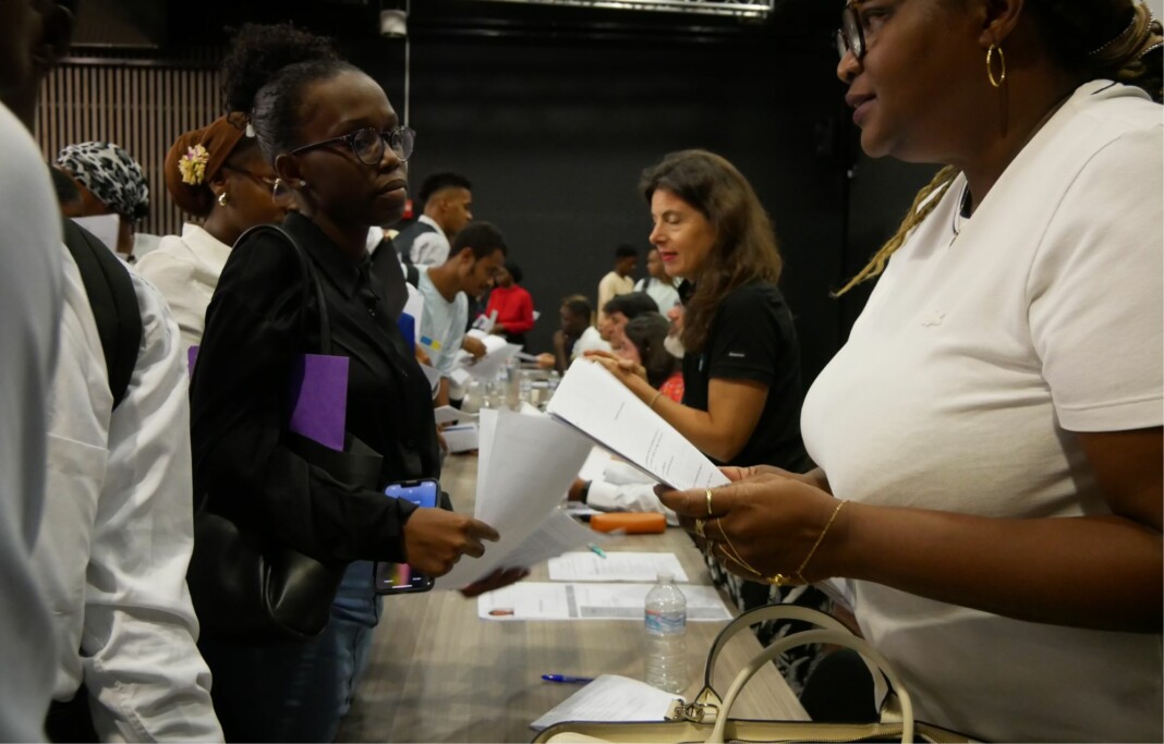 un-premier-contact-avec-le-monde-du-travail-au-lycee-des-lumieres