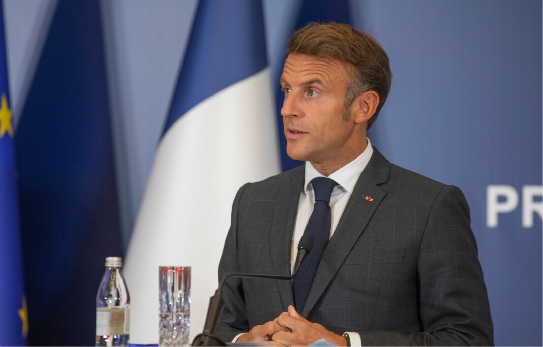 emmanuel-macron-veut-mener-son-mandat-jusqua-son-terme