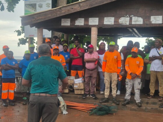 mon-ile-propre-loperation-de-nettoyage-lancee-aux-quatre-coins-de-mayotte-ce-jeudi