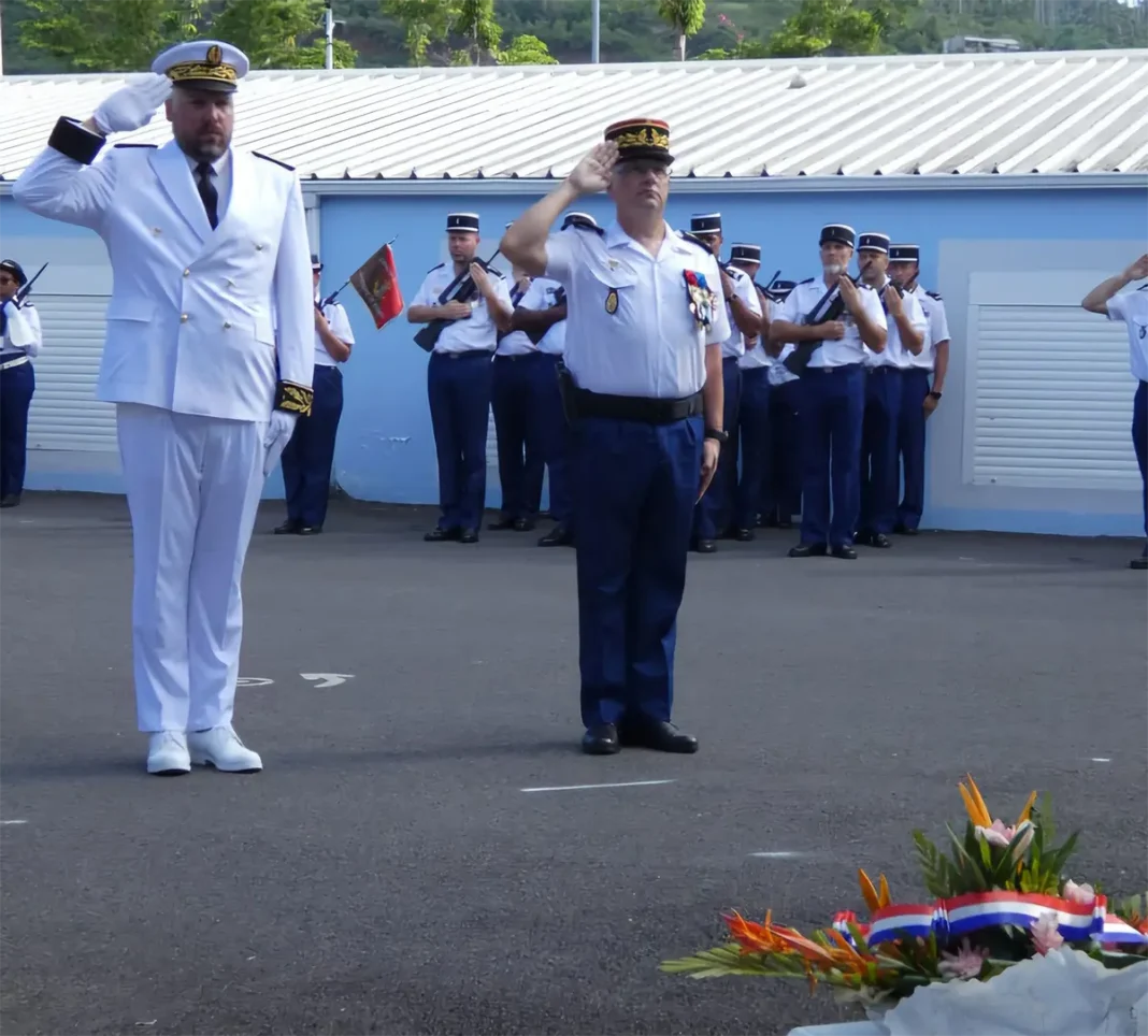 FI - Breves ceremonie gendarmerie copie