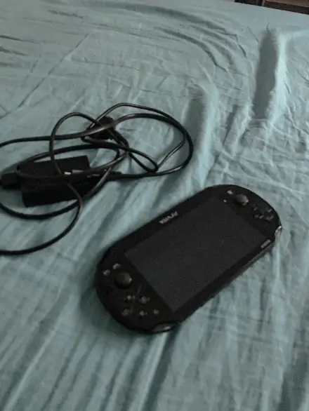 PS VITA NOIR