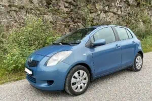 A vendre Toyota yaris bien entretenue